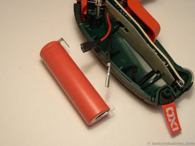 bosch-ixo-screwdriver-battery-removal